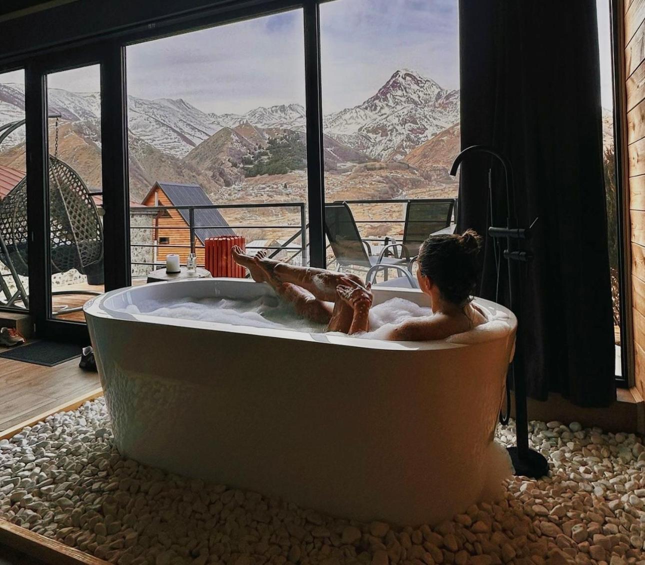Kazbegi Story Villa Bagian luar foto