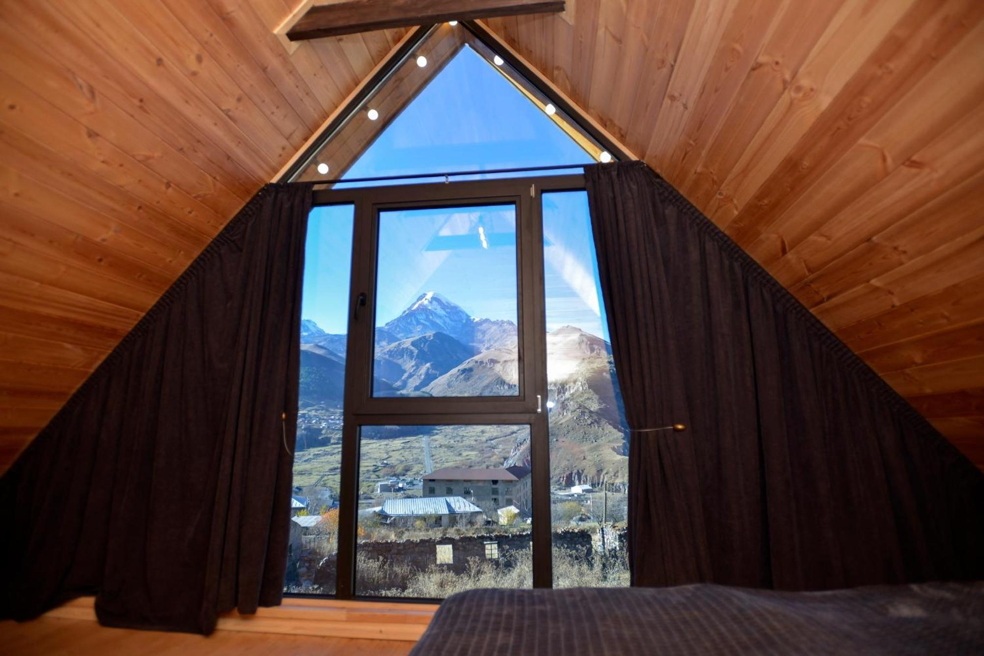 Kazbegi Story Villa Bagian luar foto