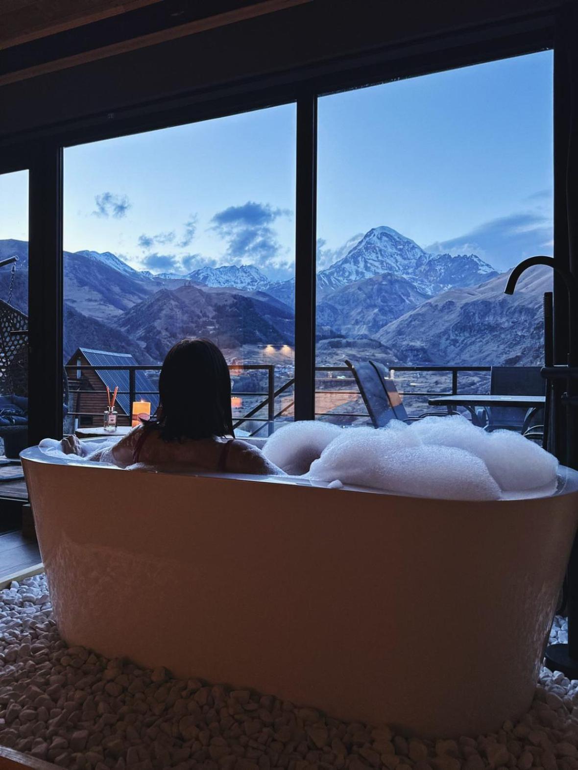 Kazbegi Story Villa Bagian luar foto