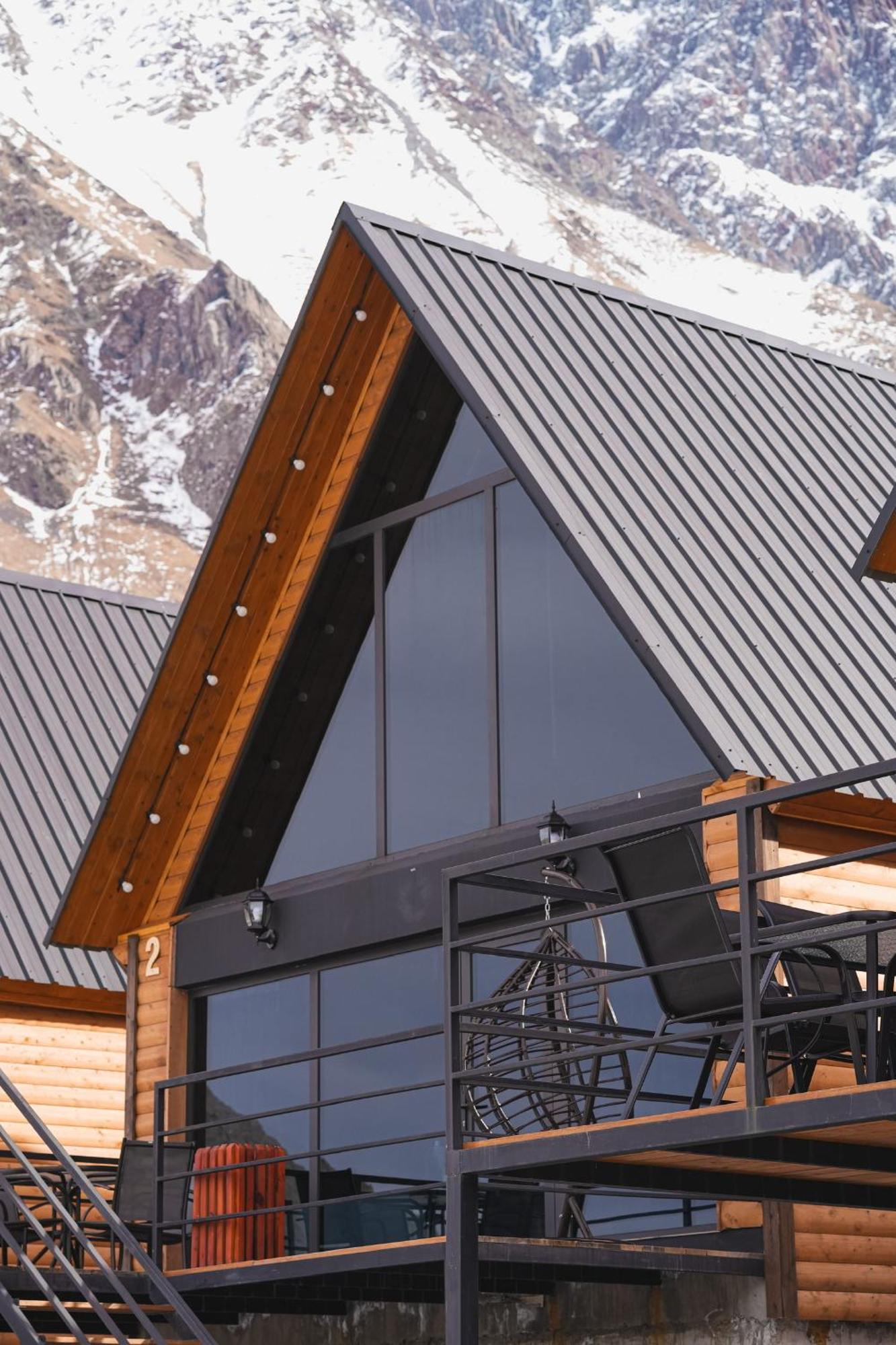 Kazbegi Story Villa Bagian luar foto