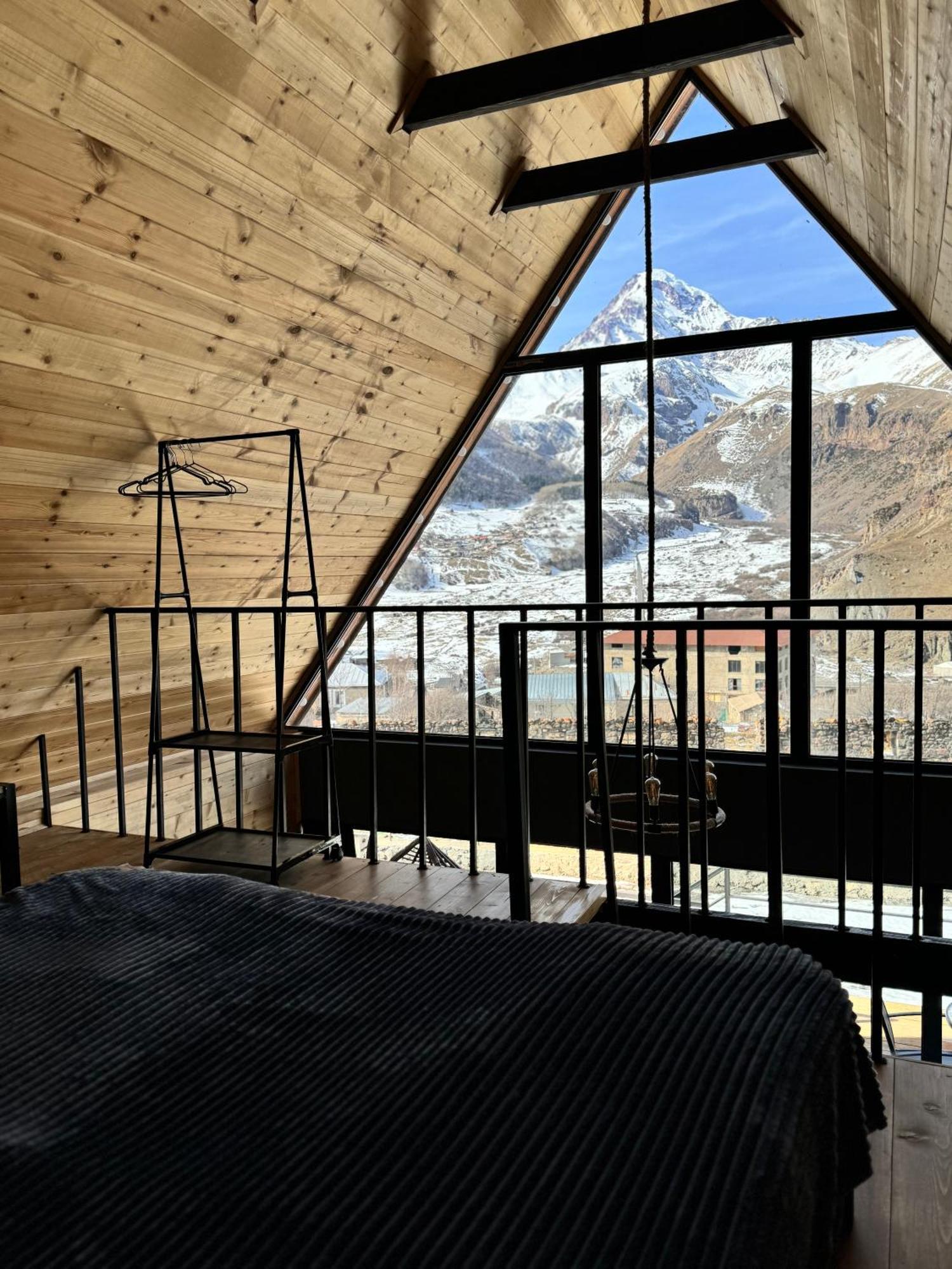 Kazbegi Story Villa Bagian luar foto